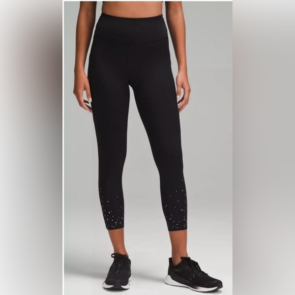 Lululemon Fast and Free Reflective Tight - Picture 2 of 10